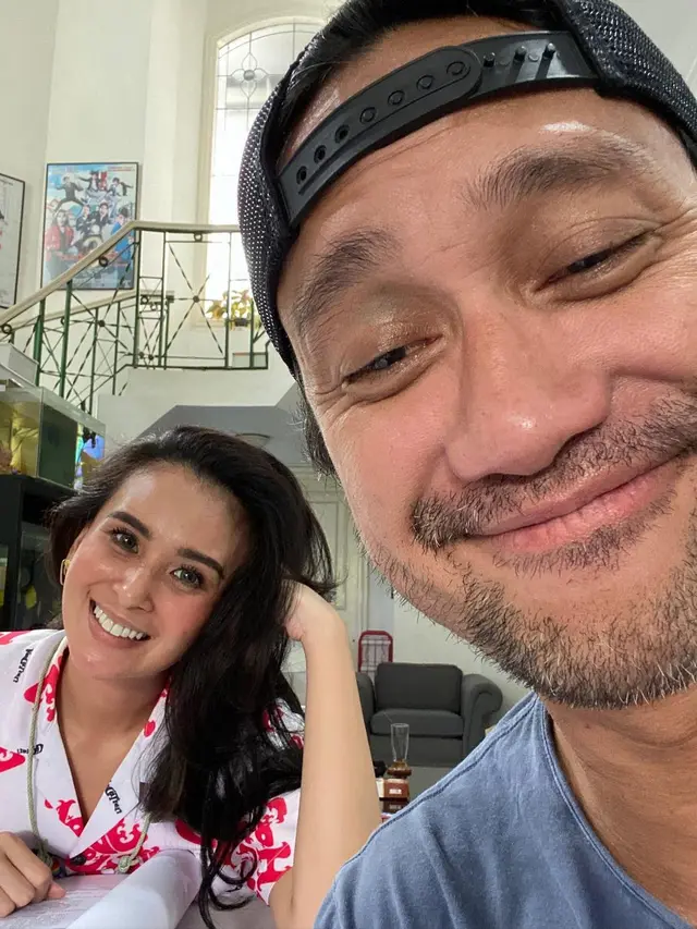 Tora Sudiro dan Ayushita