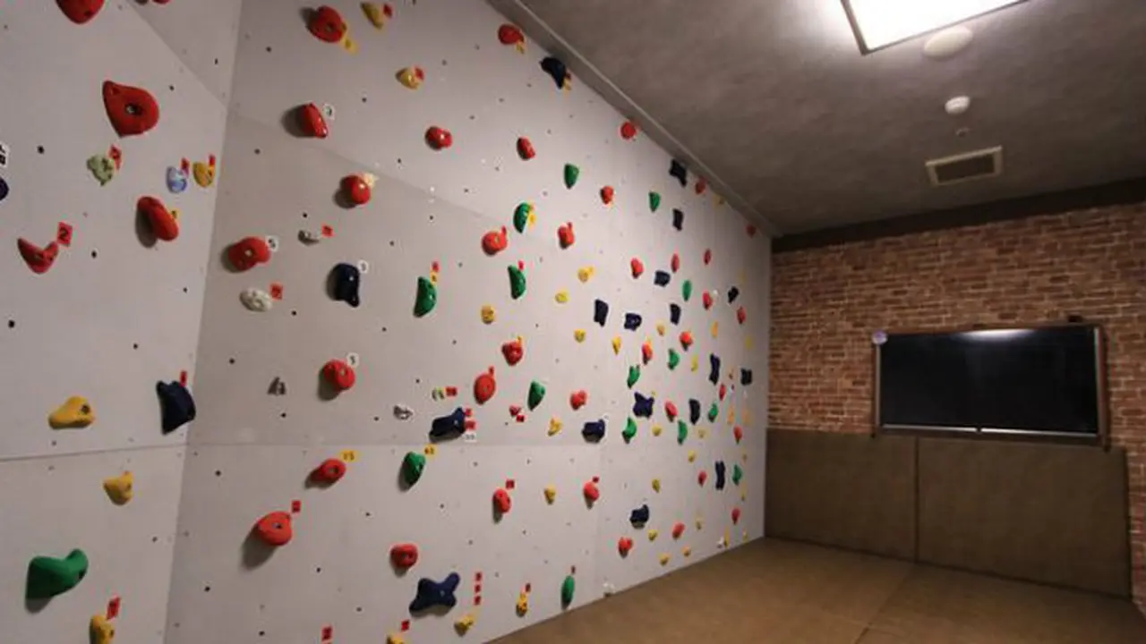 Jumbo Karaoke Hiroba Sediakan Ruangan bouldering karaoke 