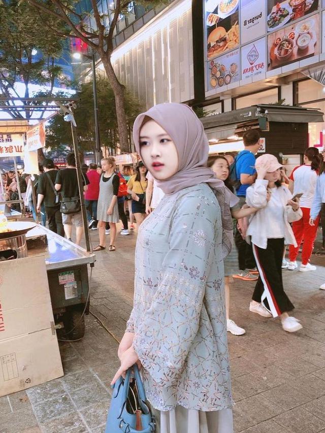 6 Editan Foto Blackpink Jika Ikut Puasa Ramadhan di Indonesia Ini Kocak