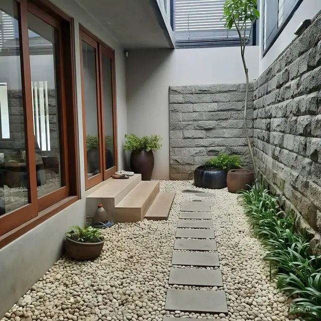 Taman Kering Minimalis dengan Batu Koral