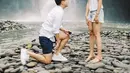 Setelah mengunggah momen pernikahan, perempuan 27 tahun ini juga memamerkan foto saat dirinya dilamar Jesse Choi. (Instagram/maudyayunda).