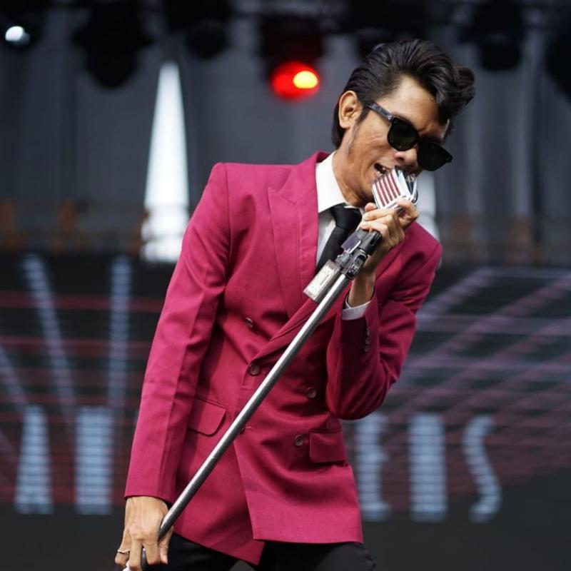 Porno videolarni tomosha qiling