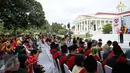 Suasana acara penganugerahan Tanda Kehormatan Satyalencana Kebaktian Sosial di Istana Bogor, Jumat (18/12). Sebanyak 893 orang yang telah melakukan 100 kali donor darah mendapat Tanda Kehormatan Satyalencana Kebaktian Sosial (Liputan6.com/Faizal Fanani)