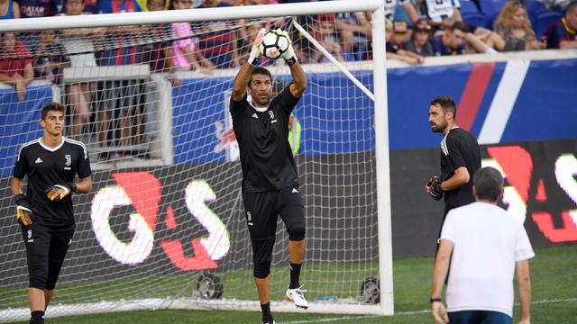 FOTO: Juventus Berlatih Jelang Laga ICC 2017 Melawan Barcelona