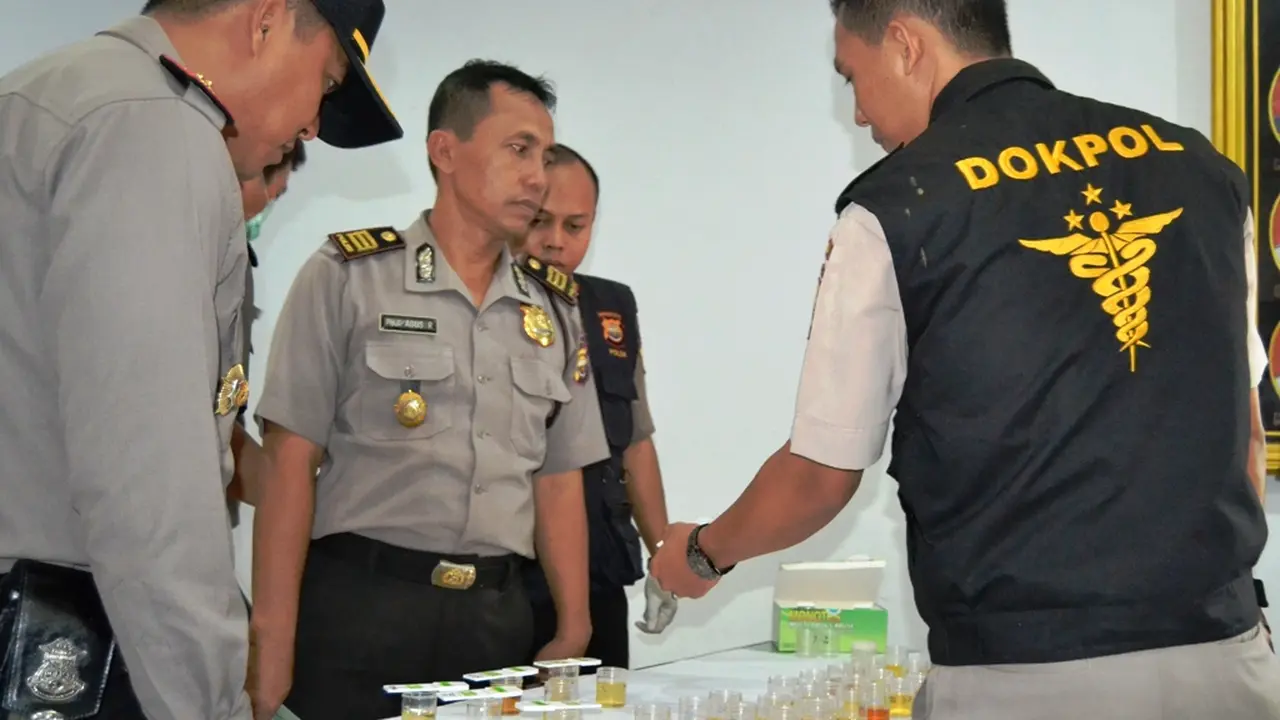 20151119-tes urine-bengkulu-narkoba