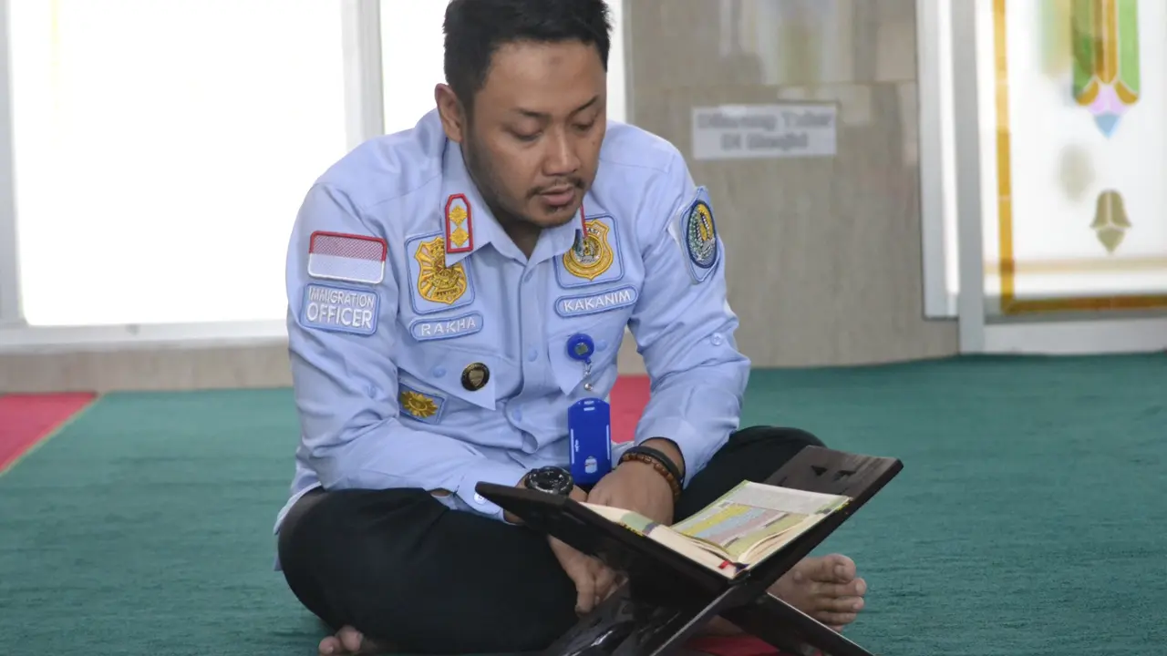 Kantor Imigrasi Tangerang Giatkan Khatam Quran dan Berbagi di Bulan Ramadhan