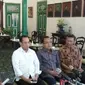 Menhub Budi Karya Menteri Sekretaris Negara Pratikno menggelar pertemuan tertutup dengan Gubenur DIY Sultan HB X dan Direktur Utama Angkasa Pura I Danang S Baskoro di Keraton Jogja, Sabtu (21/1/2017). (Switzy Sabandar/Liputan6.com) 