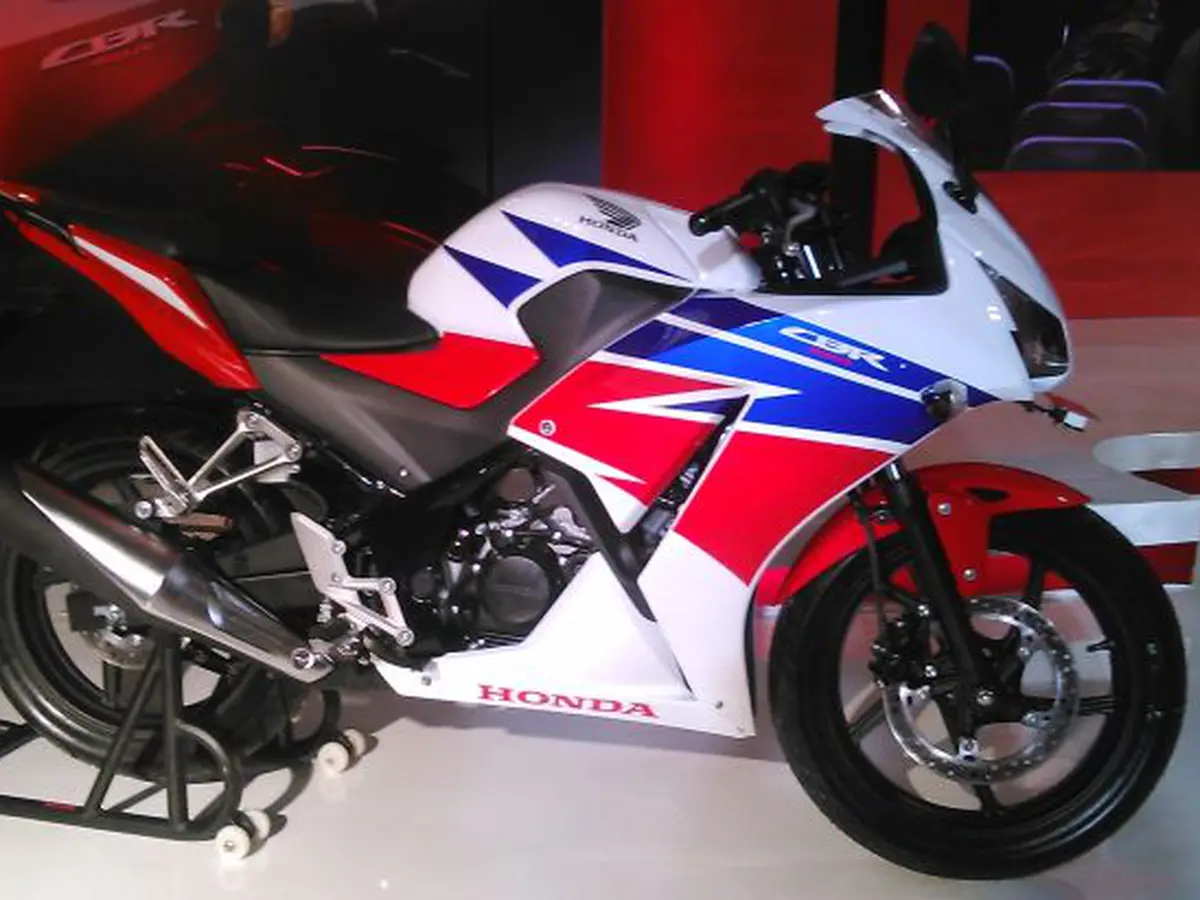 Cbr 150 k45a spesifikasi sale