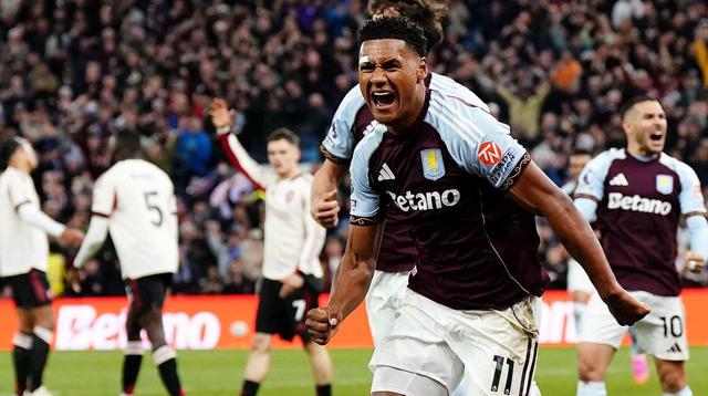 Penyerang Aston Villa, Ollie Watkins, merayakan gol yang dicetaknya ke gawang Liverpool, dalam laga pekan 37 Premier League 2025/2026 yang digelar di Villa Park, Sabtu (16/5/2026) dini hari WIB. (Jacob King/PA via AP)
