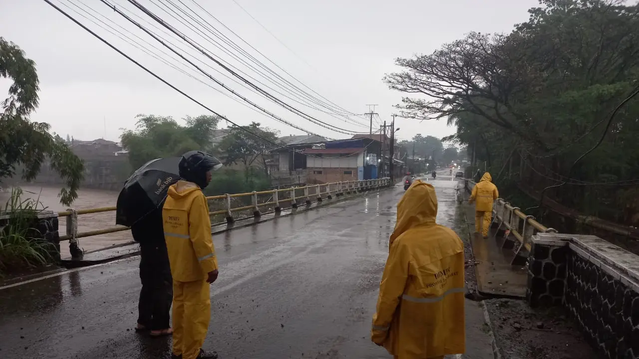 Banjir Garut Jembatan Copong
