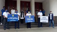 Persib Bandung Kembali Salurkan Bantuan Ribuan Masker dan APD