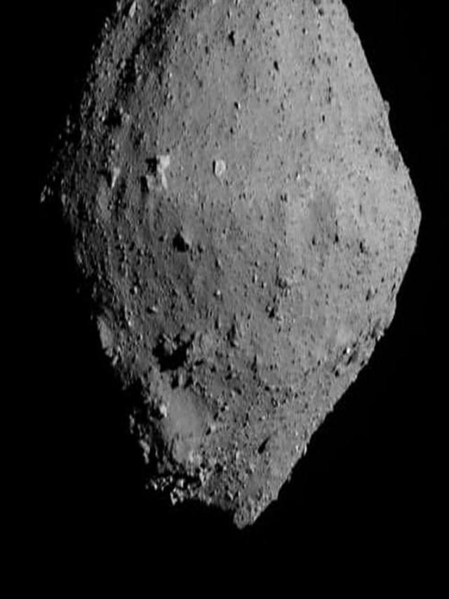 Visual permukaan asteroid Ryugu berhasil ditangkap oleh robot jelajah Hayagusa2 milik badan antariksa Jepang, JAXA (AFP/JAXA)