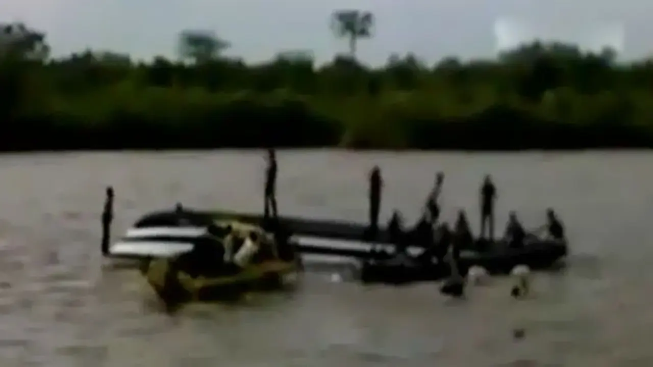 Speedboot-Terbalik