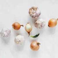 ilustrasi manfaat mengonsumsi bawang putih mentah agar tidak mudah terserang penyakit/Karolina Grabowska/pexels