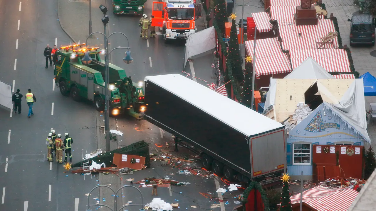 Begini Kondisi Truk yang Menabrak Pasar Natal Berlin 