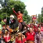 Kandidat petahana Bupati Cirebon Sunjaya Purwadisastra akan fokus membenahi infrastruktur yang belum diselesaikannya pada periode pertama. Foto : (Liputan6.com / Panji Prayitno)