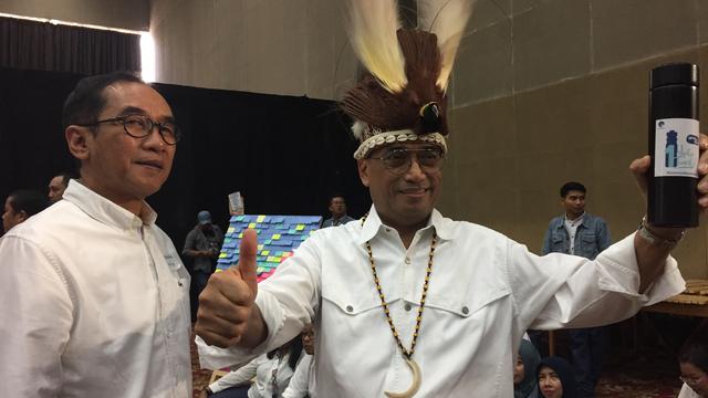 Pemain bas Elek Yo Band, Budi Karya Sumadi, menjelaskan band-nya membawakan 4 lagu.