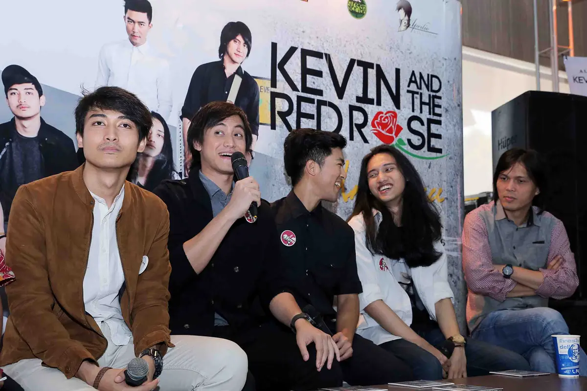 [Bintang] Kevin and the Red Rose