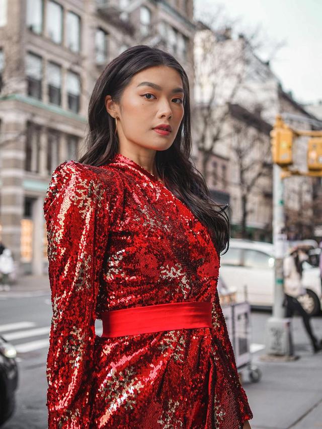 7 Pesona Carla Yules, Wakil Indonesia yang Masuk Top 6 di Miss World 2021