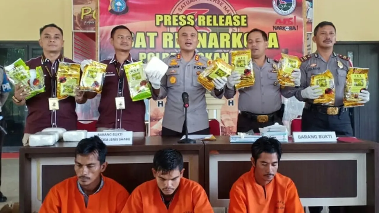 Tiga kurir 15 kilogram sabu di Mapolres Rokan Hilir