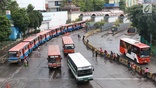 Pemprov DKI Targetkan 312 Bus Sedang Gabung Jak Lingko