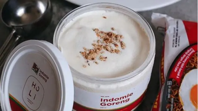 Kedai Ini Ciptakan Kreasi Unik  Es Krim Rasa Indomie Goreng