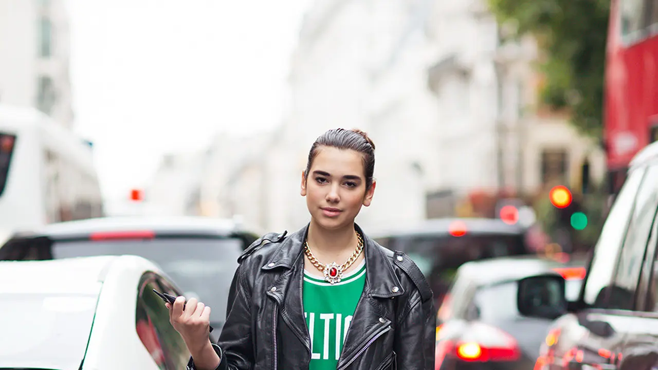 [Bintang] Dua Lipa