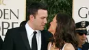 Ben Affleck dan Jennifer Garner dikabarkan telah berpisah sejak tahun 2015 silam. Seakan berubah pikiran, keduanya pun kembali rujuk dengan beberapa alasan yang membuat keputusan itu muncul. (AFP/Bintang.com)