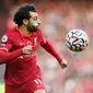 Mohamed Salah - Pemain berlabel bintang ini merupakan salah satu kunci keberhasilan Liverpool meraih beragam trofi juara. Harga pasaran bomber asal Mesir itu sekarang berada di angka 100 juta euro. (AFP/Paul Ellis)