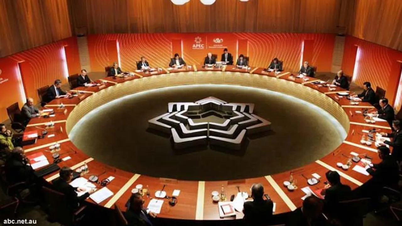 apec30421b.jpg