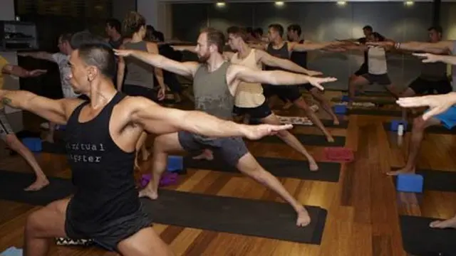 Broga, Gabungan Yoga dengan Latihan Fisik Pria