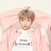 "Kami berjanji akan melakukan yang terbaik ke depannya dan kami belum puas. Kami ingin menunjukkan yang terbaik kepada kalian, kami sudah bekerja keras tapi hasilnya sedikit mengecewakan," jelasnya. (Foto: Soompi.com)