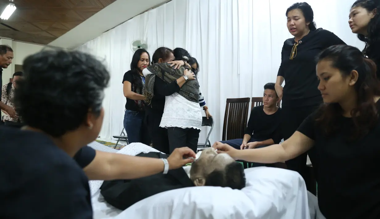 Advent Bangun meninggl dunia pada Sabtu (10/2/2018), pukul 02/35 WIB di Rumah Sakit Fatmawati, Jakarta Selatan. (Nurwahyunan/Bintang.com)