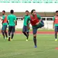 Ezra Walian, calon pemain naturalisasi Indonesia sudah bergabung dengan timnas U-22 (Helmi Fithriansyah/Liputan6.com)