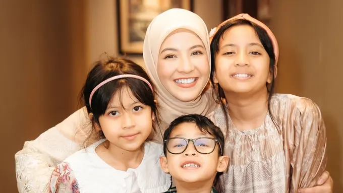 Potret Natasha Rizky di Gala Premiere Keajaiban Air Mata Wanita, Comeback Setelah 4 Tahun