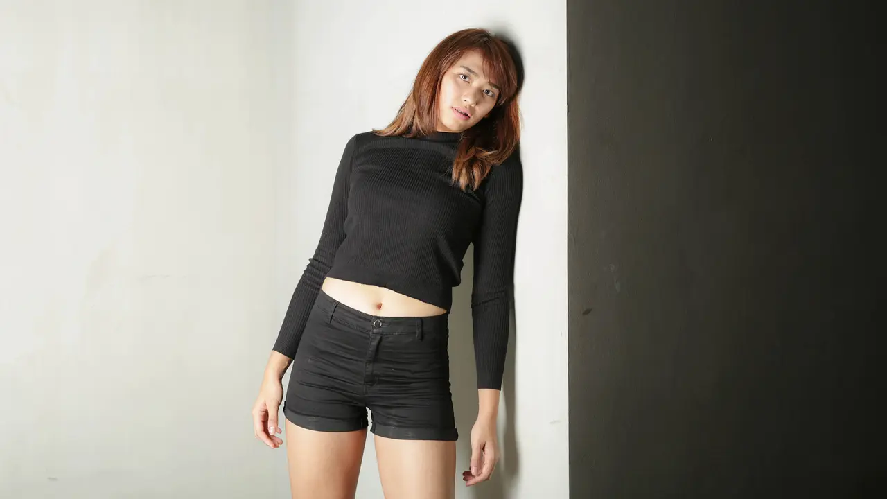 Yolla Yuliana