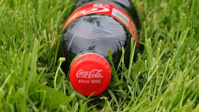 Coca-Cola Pasang Label Recycle Me di Seluruh Kemasan untuk ...