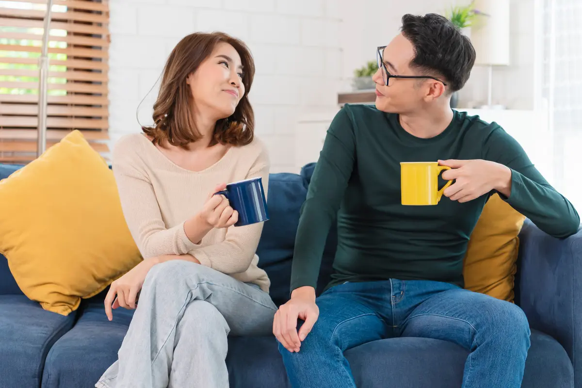 perempuan dan pasangan couple mug 2