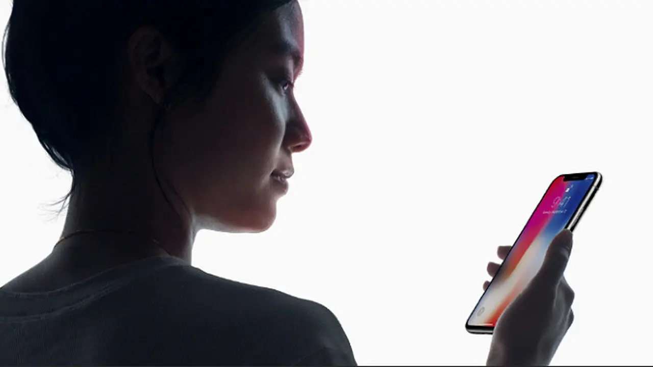 iPhone X