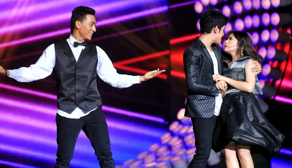 "Pertama kali dipasangin sama Ali, aku sempat chat. Gimana supaya chemistry-nya bagus. Ternyata chat-nya masih ada. Jadi kalau mau flashback masih ada historinya," jelas Prilly. (Adrian Putra/Bintang.com)