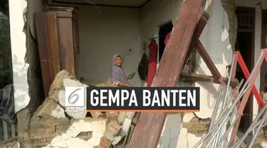 Gempa Banten berkekuatan magnitudo 6,9 Jumat (2/8) malam rusak lebih dari 100 rumah di Pandeglang Banten. Kerusakan terparah ada di kecamatan Mandalawangi.