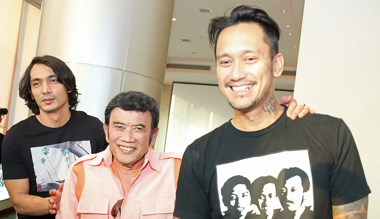 Setelah menyaksikan Warkop DKI Reborn: Jangkrik Boss Part 2, Rhoma Irama tak heran jika dalam waktu tiga hari film ini berhasil menarik perhatian masyarakat hingga meraih satu juta penonton. (Bambang E.Ros/Bintang.com)
