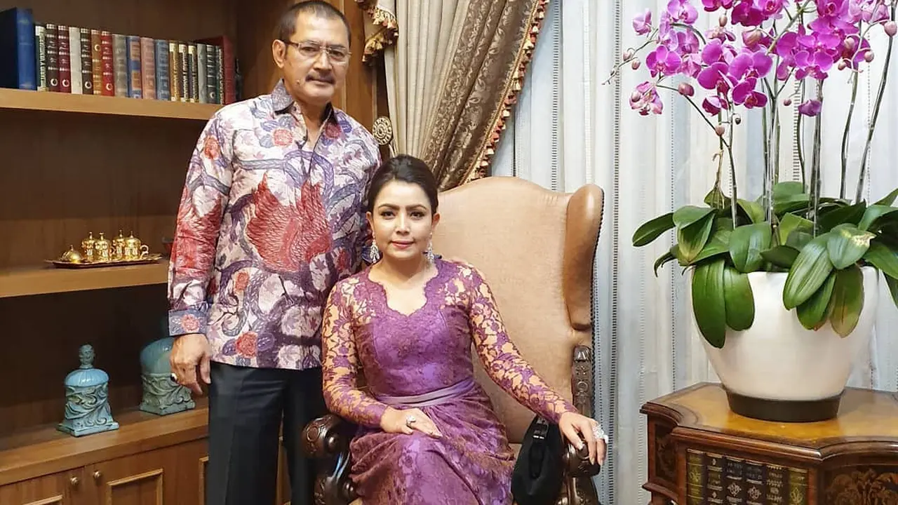 Bambang Trihatmodjo dan Mayangsari