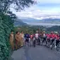 Tim Gowes Touring Pesona Nusantara disambut meriah di perbatasan Takengon dan Bener Meriah, Selasa (16/5/2017). (Istimewa)