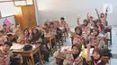 Mahkamah Konstitusi (MK) mengabulkan sebagian gugatan terhadap Pasal 34 ayat (2) Undang-Undang Nomor 20 Tahun 2003 tentang Sistem Pendidikan Nasional (Sisdiknas). (Liputan6.com/Angga Yuniar)