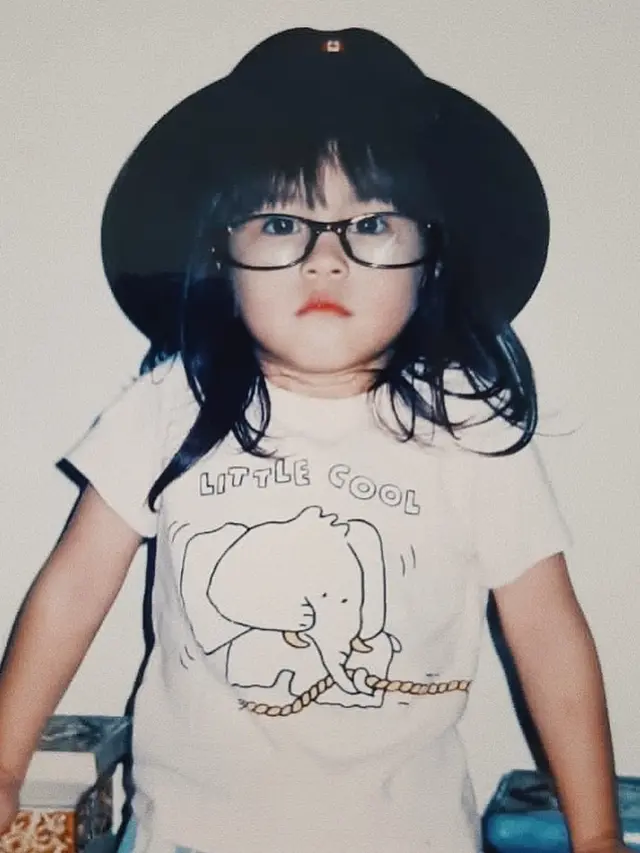 6 Foto Masa Kecil Hasya Kyla Eks JKT48, Kakak Adhisty Zara