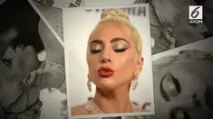 Lady Gaga memaki Donald Trump di tengah pertunjukannya. Ia memprotes shutdown yang dilakukan Trump dan memintanya untuk segera dicabut.