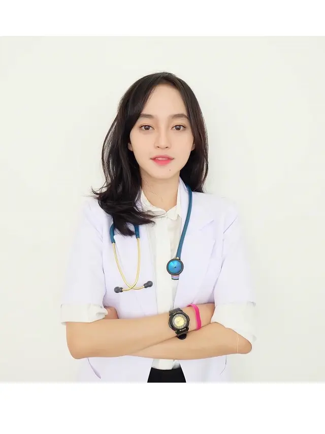 6 Pesona Indah Kusuma, Dokter Cantik  yang Terjun ke Dunia Musik