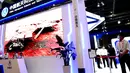 Model roket di Pameran Industri Internasional China (China International Industry Fair/CIIF) ke-22 di Shanghai, China (15/9/2020). Mencakup total area pameran seluas 245.000 meter persegi, CIIF 2020 telah menarik lebih dari 2.000 peserta pameran dari 22 negara dan kawasan. (Xinhua/Zhang Jiansong)