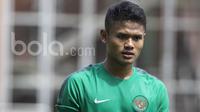 Striker PS TNI, Dimas Drajad, saat mengikuti seleksi Timnas Indonesia U-22 di Lapangan SPH Karawaci, Banten, Rabu (1/3/2017). (Bola.com/Vitalis Yogi Trisna)